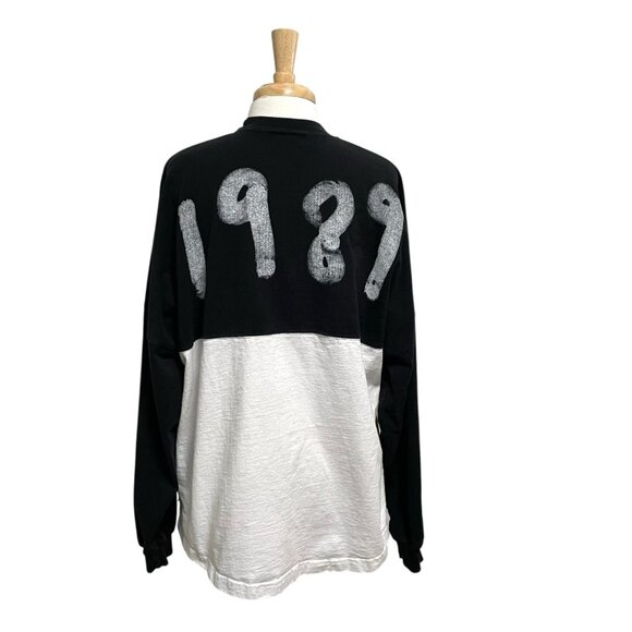 TAYLOR SWIFT 1989 Spirit Jersey Long Sleeve Shirt Top Black White size Large - Picture 5 of 7